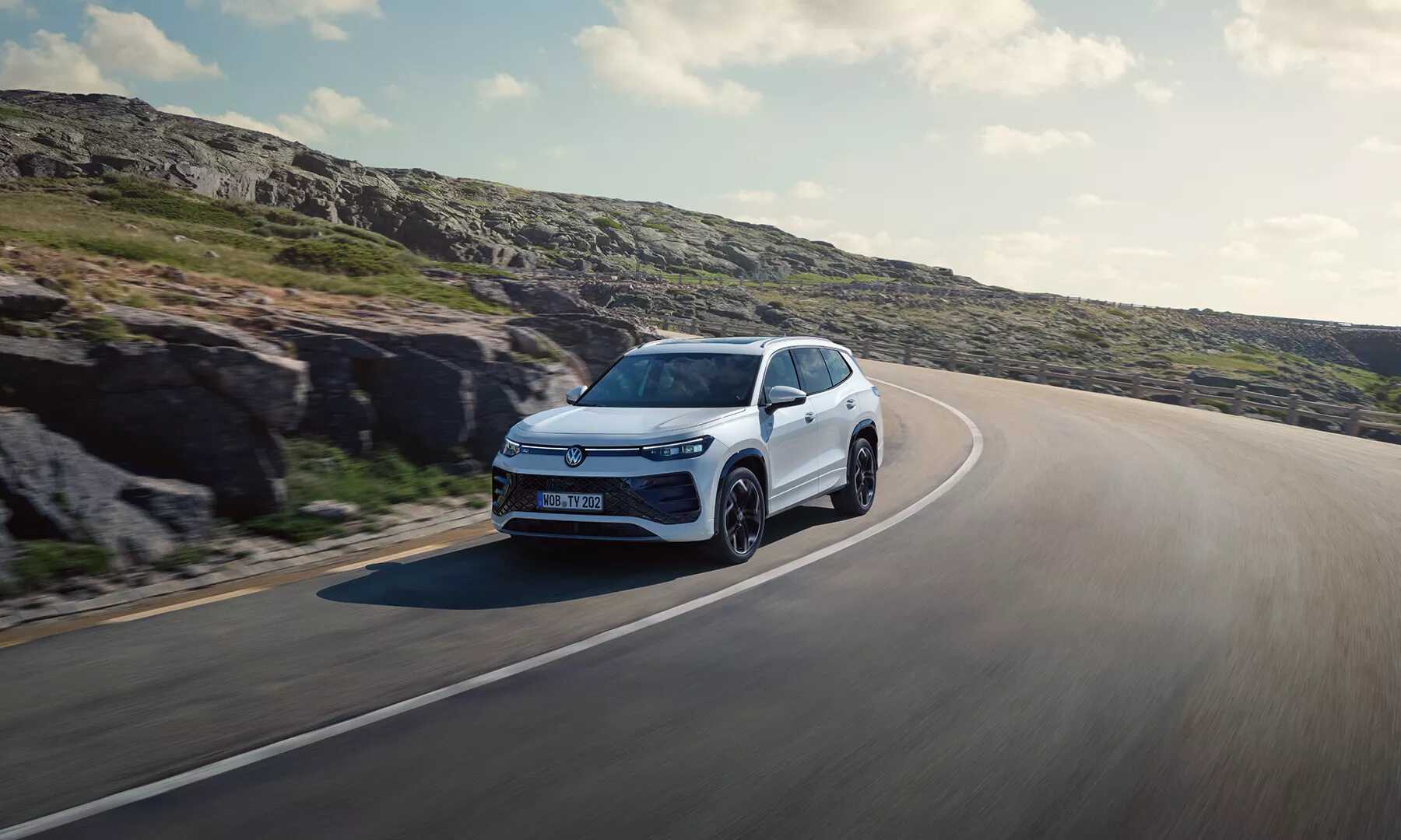 Tayron přední pohled v jízdě